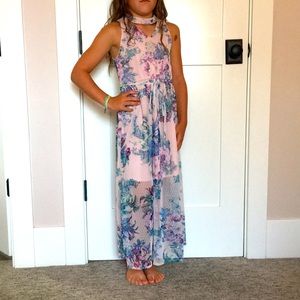 Rare Edition Floral Gown Size 7